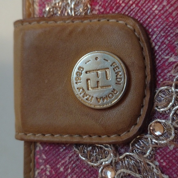 Vintage 90s Upcycled Authentic Fendi Genuine Leather Wallet - Picture 7 of 16